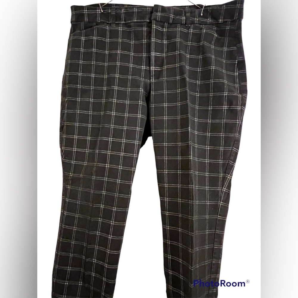 Old Navy: Size 16 Men’s Trousers High Rise Pixie Never Fade